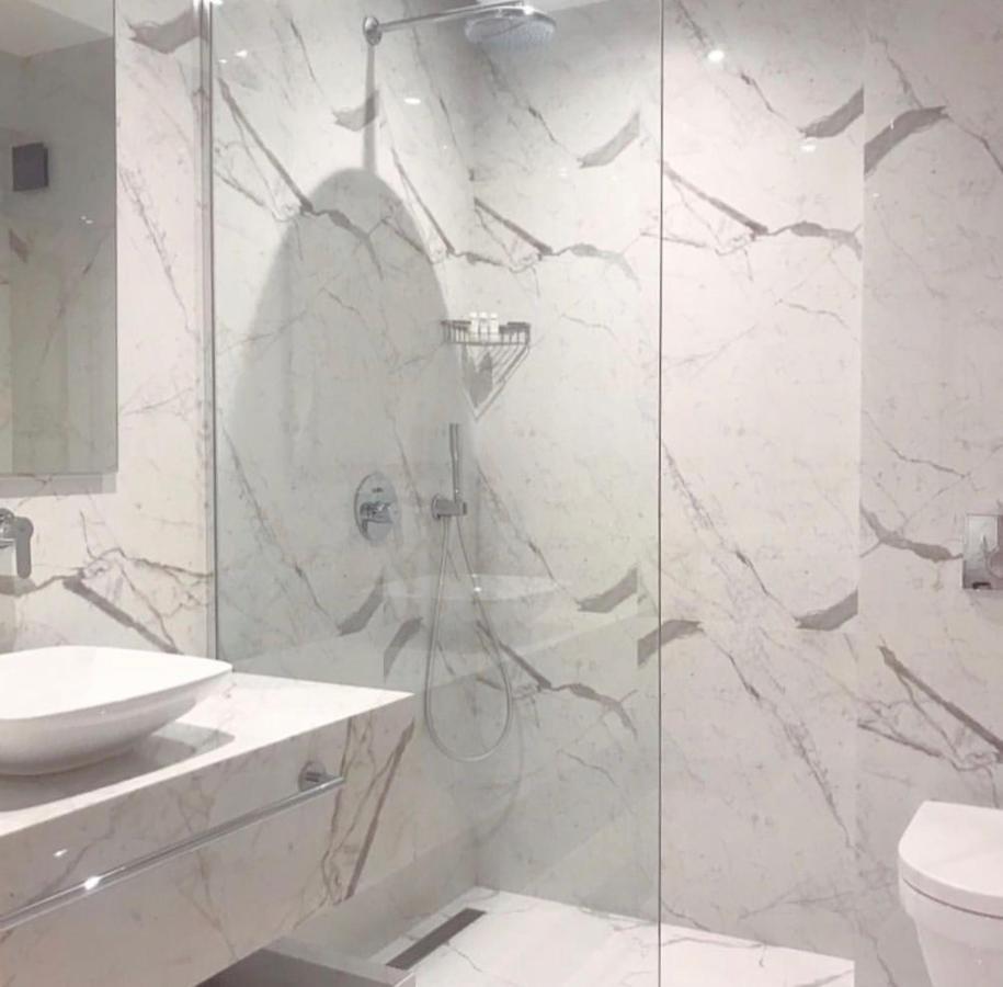 Hotel Kosta'S Podgorica Bagian luar foto
